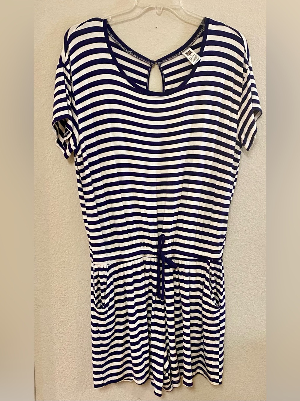 Alex’s Lemonade Stand Navy and White Striped Drawstring Romper - Size XL - EUC!